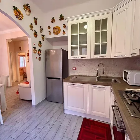 Casa Perla Rosa * סנרמו